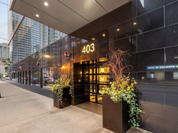 403 N Wabash Avenue Unit 17C