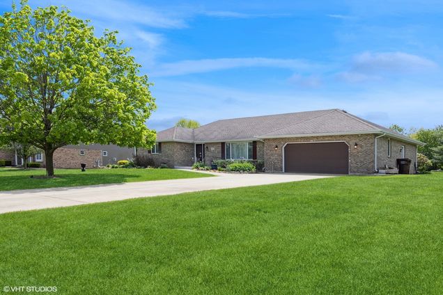 1759 Bellechase Drive New Lenox, IL House Sold - Photo 1 of 34. Opens carousel modal