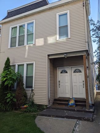3327 N Hamilton Avenue Unit 2R Chicago, IL Condo Active - Photo 1 of 19. Opens carousel modal