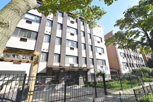 6021 N Winthrop Avenue Unit 407 Chicago, IL Apartment Active - Photo 1 of 17. Opens carousel modal
