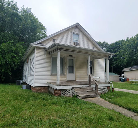 1305 N Neil Street Champaign, IL House Active - Photo 1 of 1. Opens carousel modal