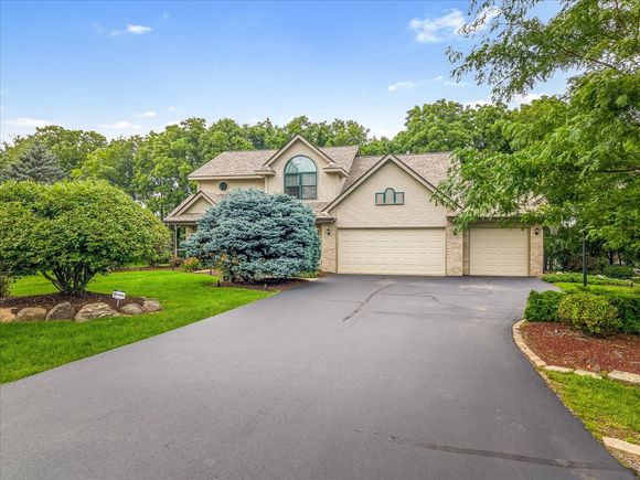 10144 Joy Court Roscoe, IL House Active - Photo 1 of 62. Opens carousel modal