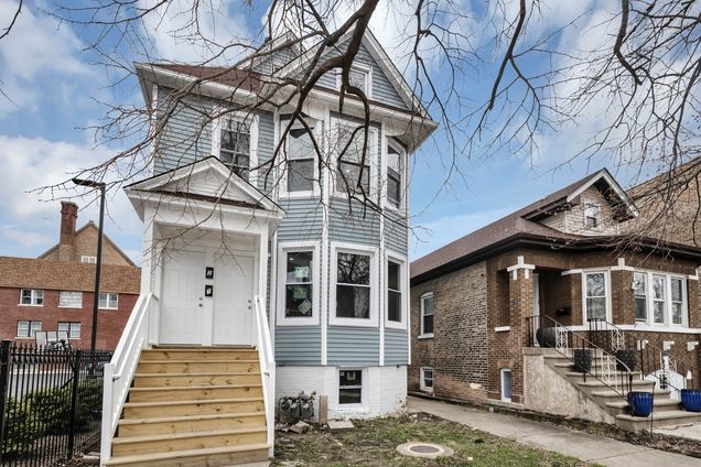 1407 S 59th Avenue Unit 1 Cicero, IL House Active - Photo 1 of 15. Opens carousel modal
