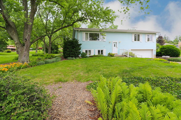 28w650 High Lake Road