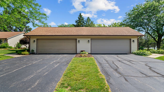 5715 Elaine Drive
