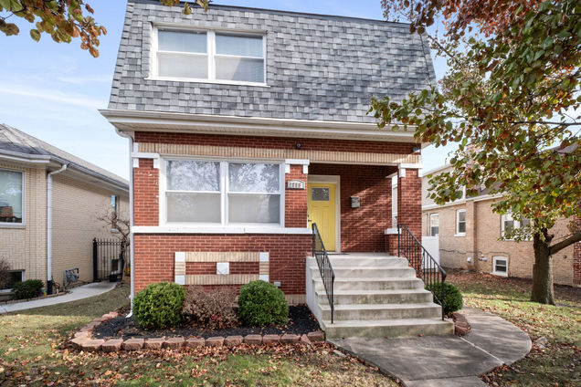 2719 N 74th Court