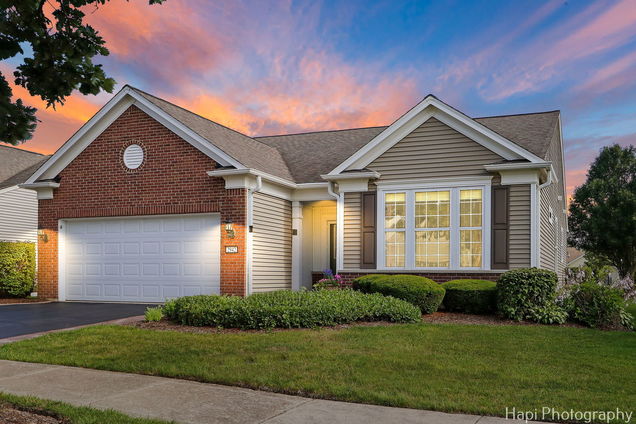 2942 Ravinia Circle