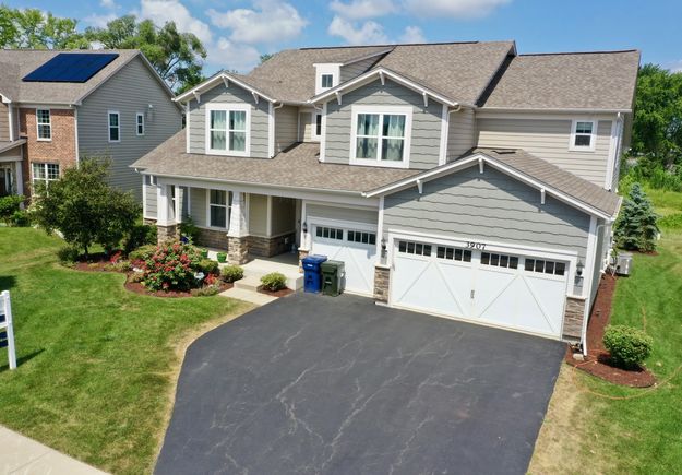 3907 Nannyberry Street Naperville, IL House Active - Photo 1 of 11. Opens carousel modal