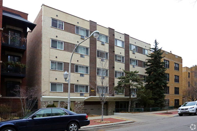 736 W Buena Avenue Unit 502 Chicago, IL Apartment Active - Photo 1 of 11. Opens carousel modal