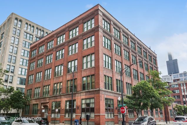 331 S Peoria Street Unit 206 Chicago, IL House Active - Photo 1 of 15. Opens carousel modal