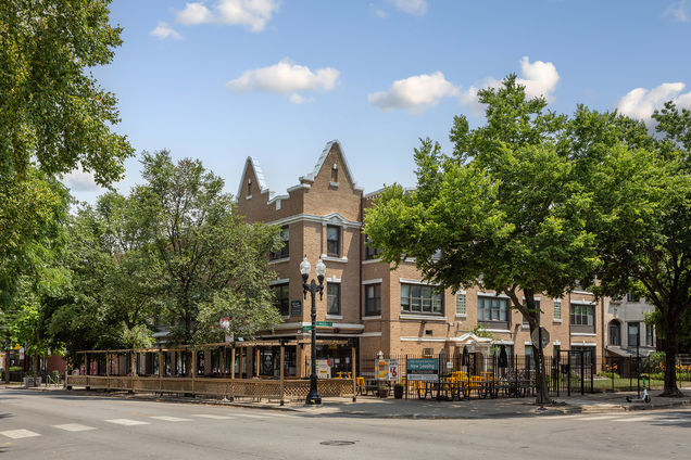 4555 N Malden Street Unit 204 Chicago, IL Apartment Active - Photo 1 of 13. Opens carousel modal