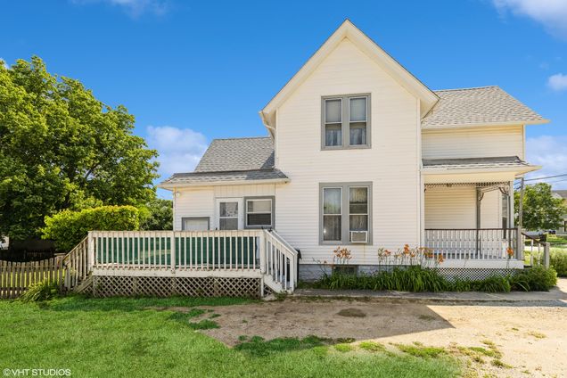 211 E Main Street Genoa, IL House Active - Photo 1 of 20. Opens carousel modal