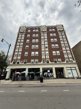 6930 N Greenview Avenue Unit 503 Chicago, IL Apartment Active - Photo 1 of 10. Opens carousel modal