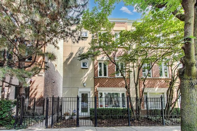 3900 N Fremont Street Unit I