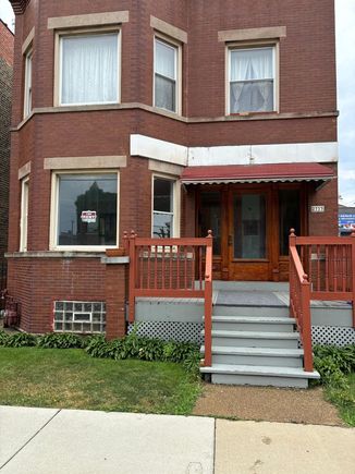 2737 W Belmont Avenue Chicago, IL House Active - Photo 1 of 21. Opens carousel modal