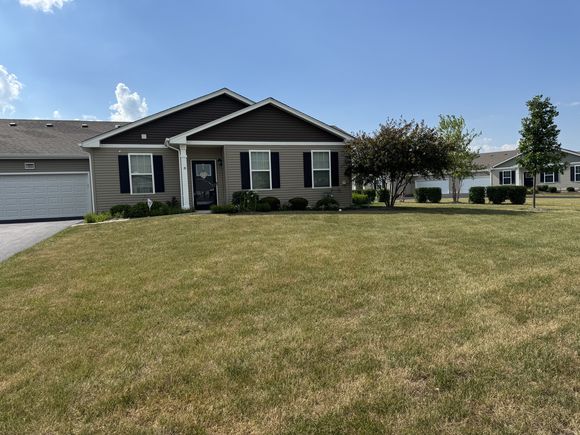 1603 Southern Circle Pingree Grove, IL Townhouse Active - Photo 1 of 24. Opens carousel modal
