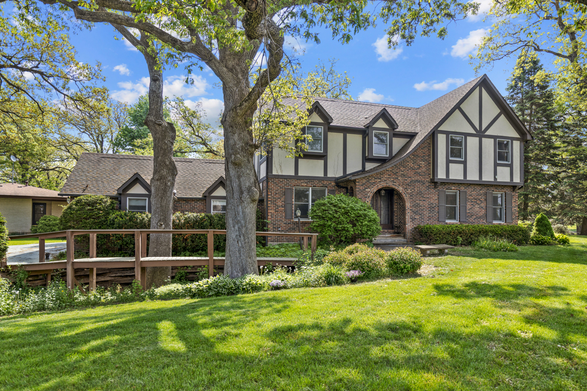 i-bui Model 1058 - 33A-WX Series Parallel Shaft DC Gearmotor - DC