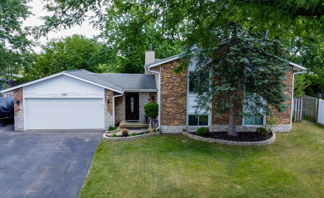 484 Valleyview Drive