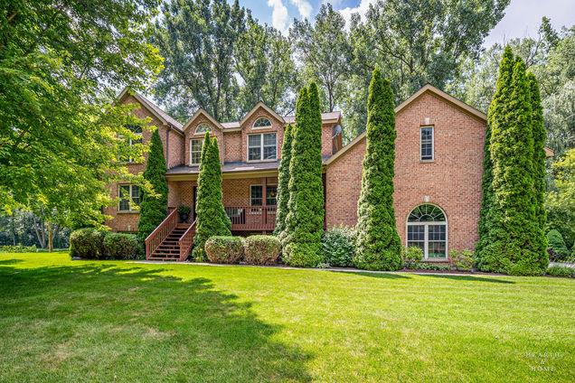 1181 Deerpath Court