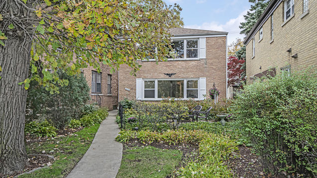 3046 Central Street Unit 1 Evanston, IL Apartment Active - Photo 1 of 14. Opens carousel modal