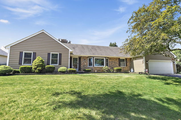 831 Crabtree Lane Cary, IL House Active - Photo 1 of 30. Opens carousel modal