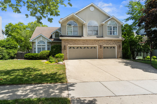 290 Knox Park Road Lake Zurich, IL House Active - Photo 1 of 44. Opens carousel modal