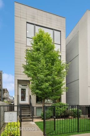 2125 N Mozart Street Unit 3 Chicago, IL Condo Contingent - Photo 1 of 30. Opens carousel modal