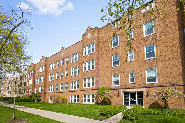 6942 N Wolcott Avenue Unit 1 Chicago, IL Apartment Active - Photo 1 of 15. Opens carousel modal