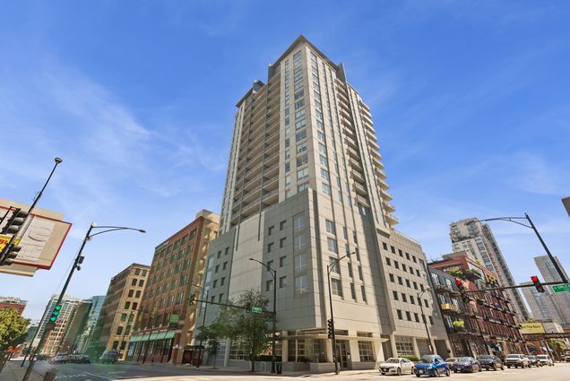 330 W Grand Avenue Unit 1307 Chicago, IL Condo Contingent - Photo 1 of 26. Opens carousel modal
