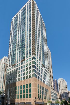 2 E Erie Street Unit 2702