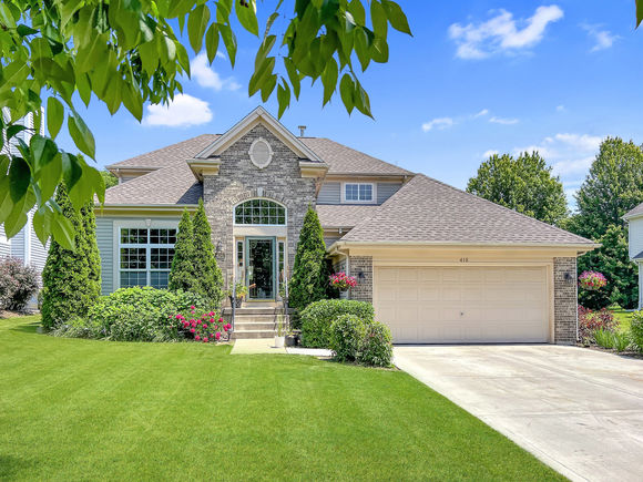 416 Farnsworth Circle Port Barrington, IL House Active - Photo 1 of 24. Opens carousel modal