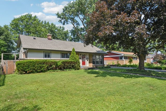 816 Appletree Lane