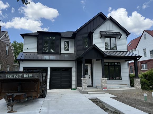 1220 Courtland Avenue Park Ridge, IL House Active - Photo 1 of 35. Opens carousel modal