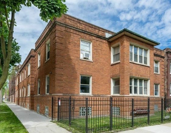 3112 W 64th Street Unit 2 Chicago, IL House Active - Photo 1 of 16. Opens carousel modal