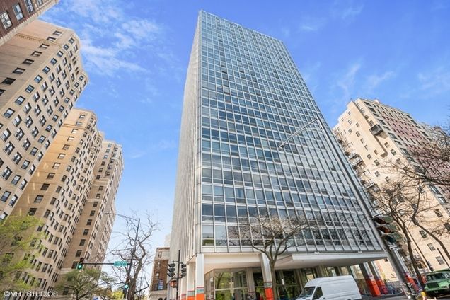 2400 N Lakeview Avenue Unit 1107 Chicago, IL Condo Active - Photo 1 of 14. Opens carousel modal
