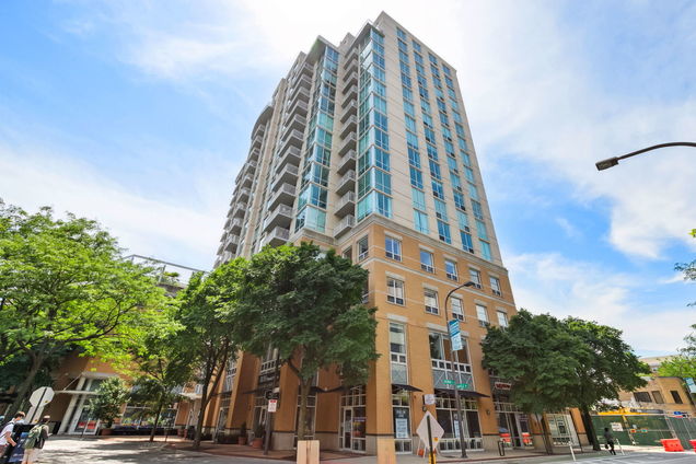 1640 Maple Avenue Unit 903