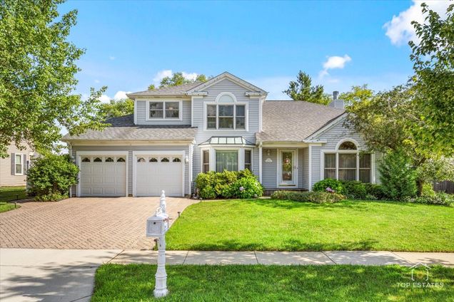 1837 Bangor Lane Elk Grove Village, IL House Active - Photo 1 of 40. Opens carousel modal