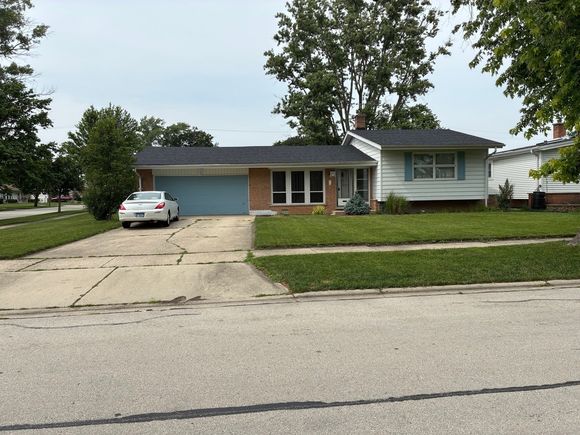 10 Lombard Circle