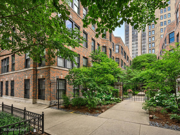2319 N Commonwealth Avenue Unit 2E