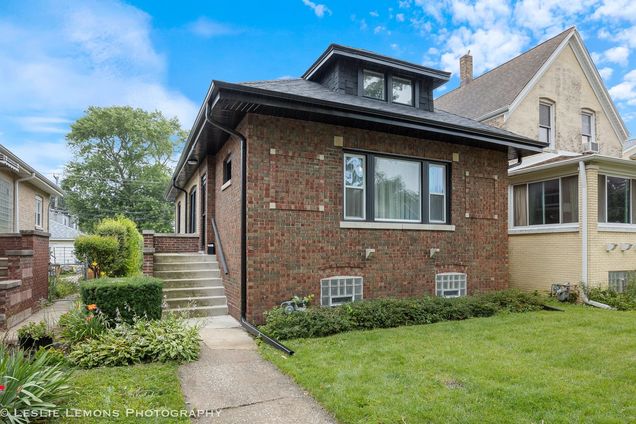 1164 S Lombard Avenue Oak Park, IL House Active - Photo 1 of 35. Opens carousel modal