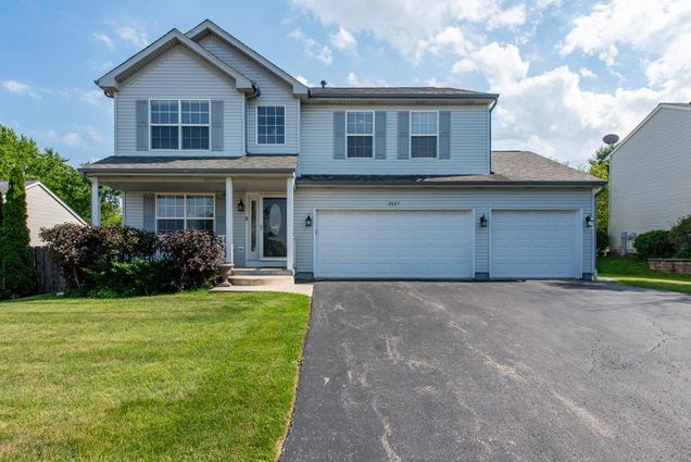 2027 Dawn Lane
