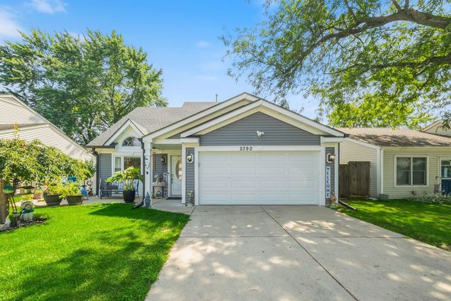 2390 Buttercup Court
