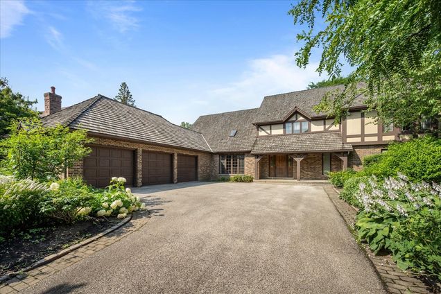 510 Buena Road Lake Forest, IL House Active - Photo 1 of 40. Opens carousel modal