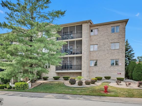 6320 Pine Ridge Drive Unit 1B