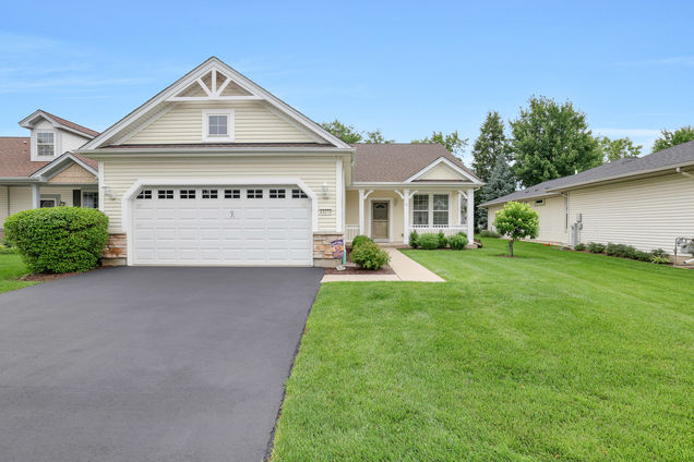 13273 Stonebridge Lane Huntley, IL House Active - Photo 1 of 26. Opens carousel modal
