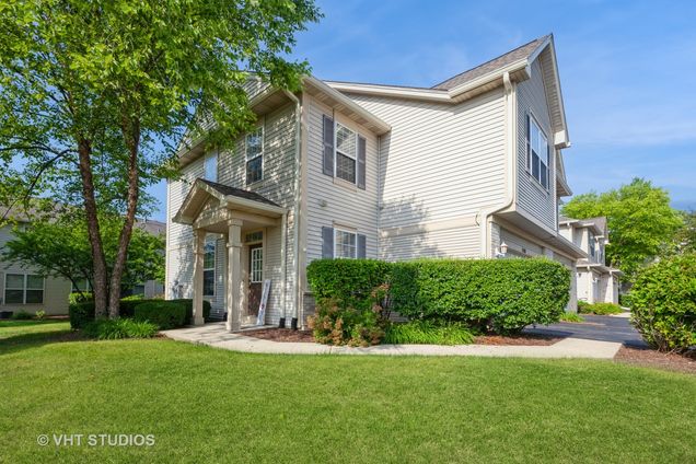 2401 Sunshine Lane