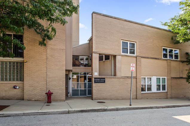 1834 Ridge Avenue Unit 113