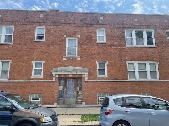 3925 W Wellington Avenue Unit 1F Chicago, IL Apartment Active - Photo 1 of 16. Opens carousel modal