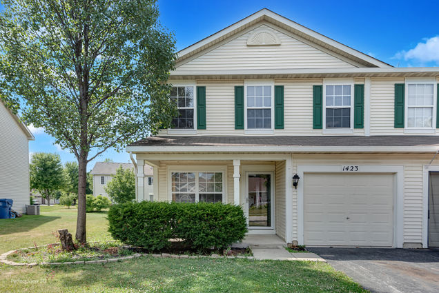1423 Levato Lane