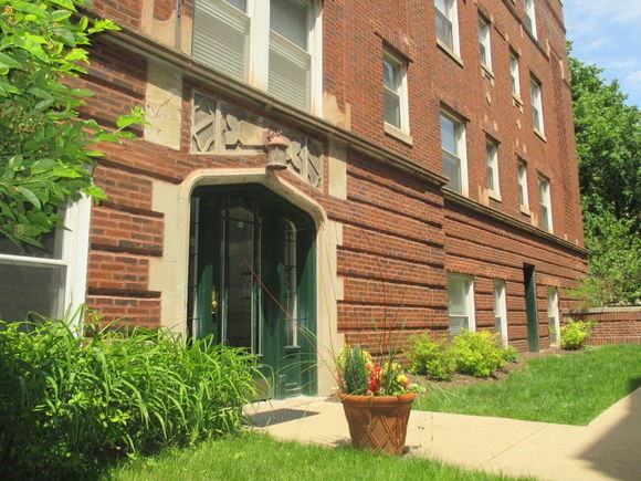 3456 N Janssen Avenue Unit E-1 Chicago, IL Condo Active - Photo 1 of 14. Opens carousel modal